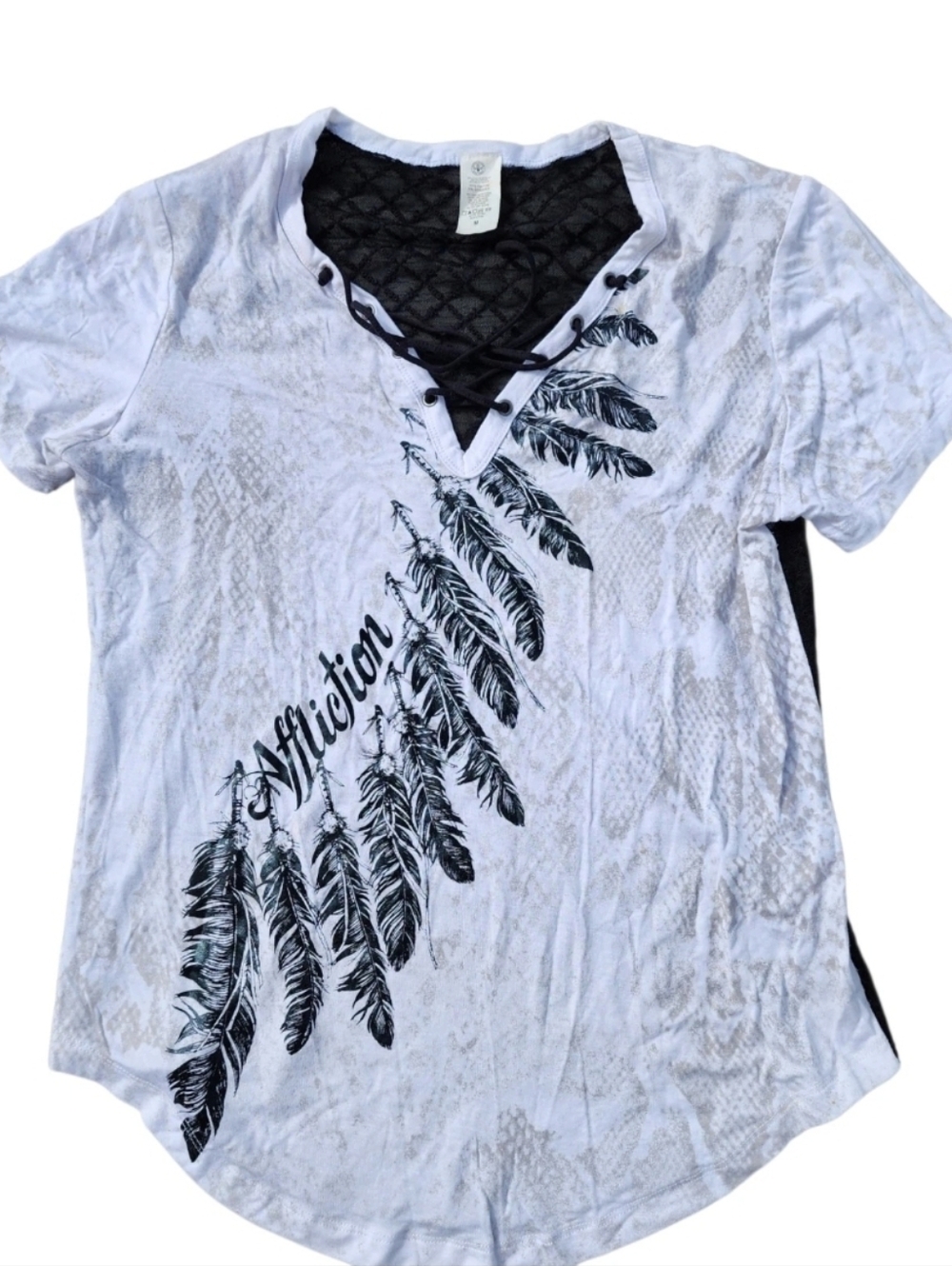 Affliction Flirt Womens Medium Lace V Neck Feather Graphic Top Medium Y2K